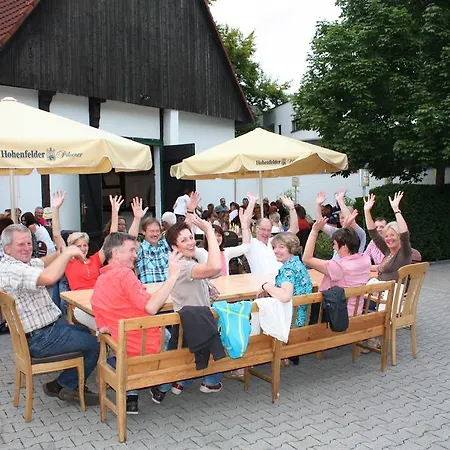 Отель Hohenfelder Brauhaus Реда-Виденбрюк